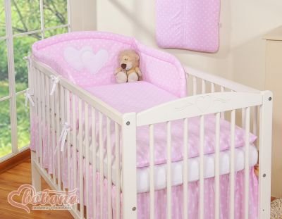 Gultas veļas komplekts 3 gab. Piekārtas sirdis ar baltiem punktiem uz rozā