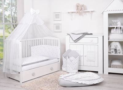 Divpusējs gultas veļas komplekts 5gab ar moskītu tīklu - mini pelēkas zvaigznes / pelēks